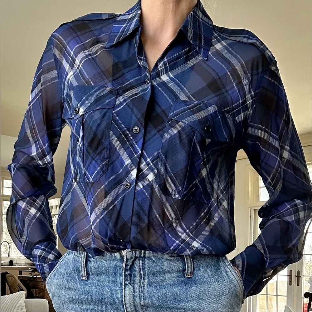 Rag & Bone Blue Plaid Silk Button-Up Shirt/blouse
Size S